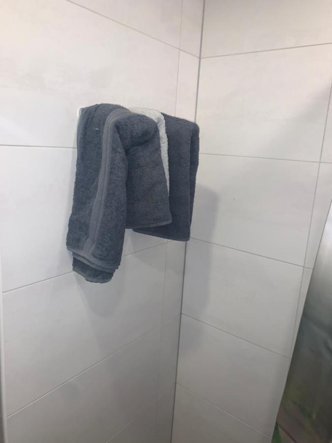 K76 - Very Nice 2-Bedrooms Apartment -2 Big Beds-1 Single Bed Тарту Екстер'єр фото