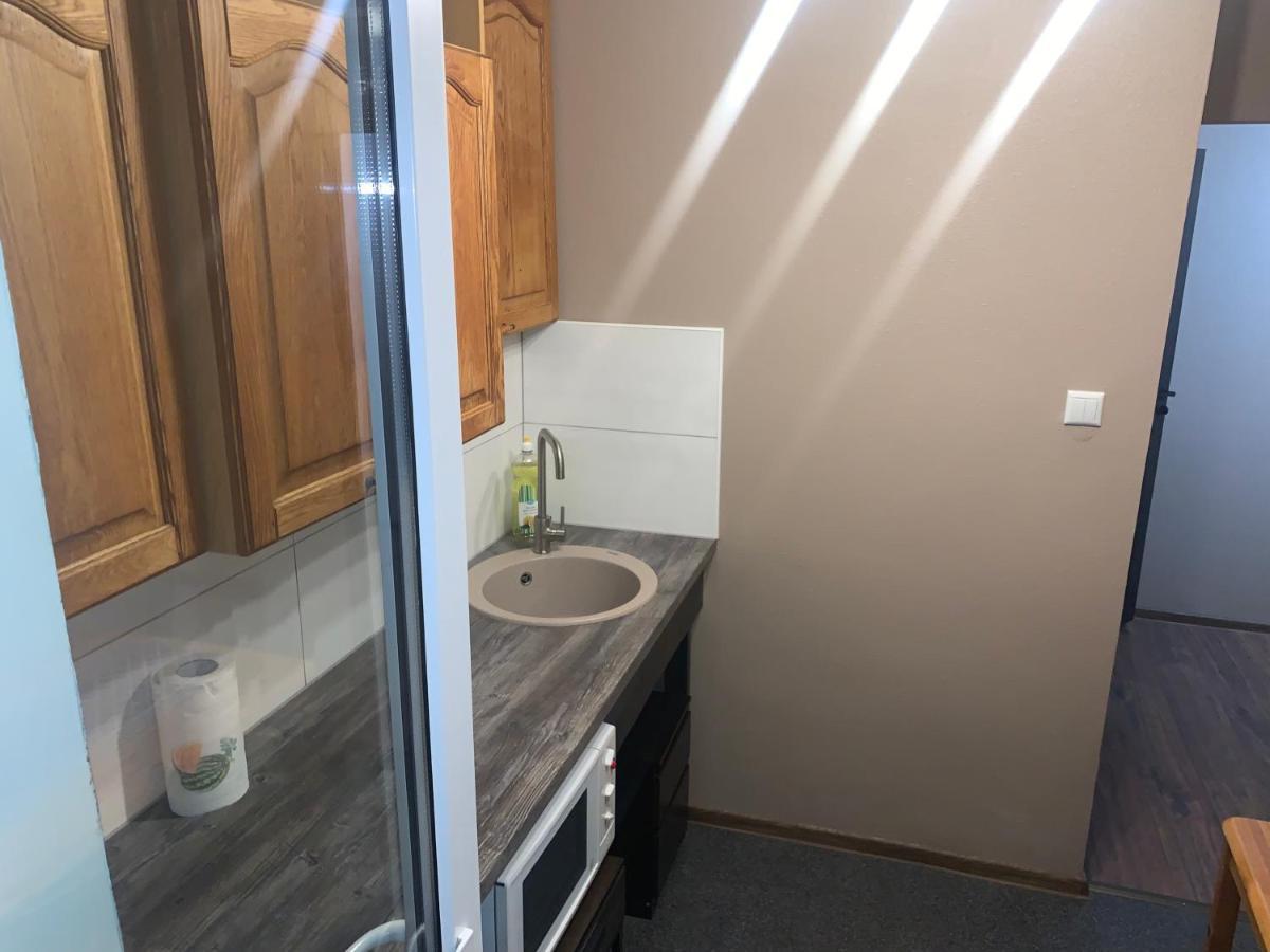 K76 - Very Nice 2-Bedrooms Apartment -2 Big Beds-1 Single Bed Тарту Екстер'єр фото